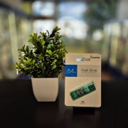 Память USB Flash 2.0 Smart Buy Glossy 64Гб зеленая